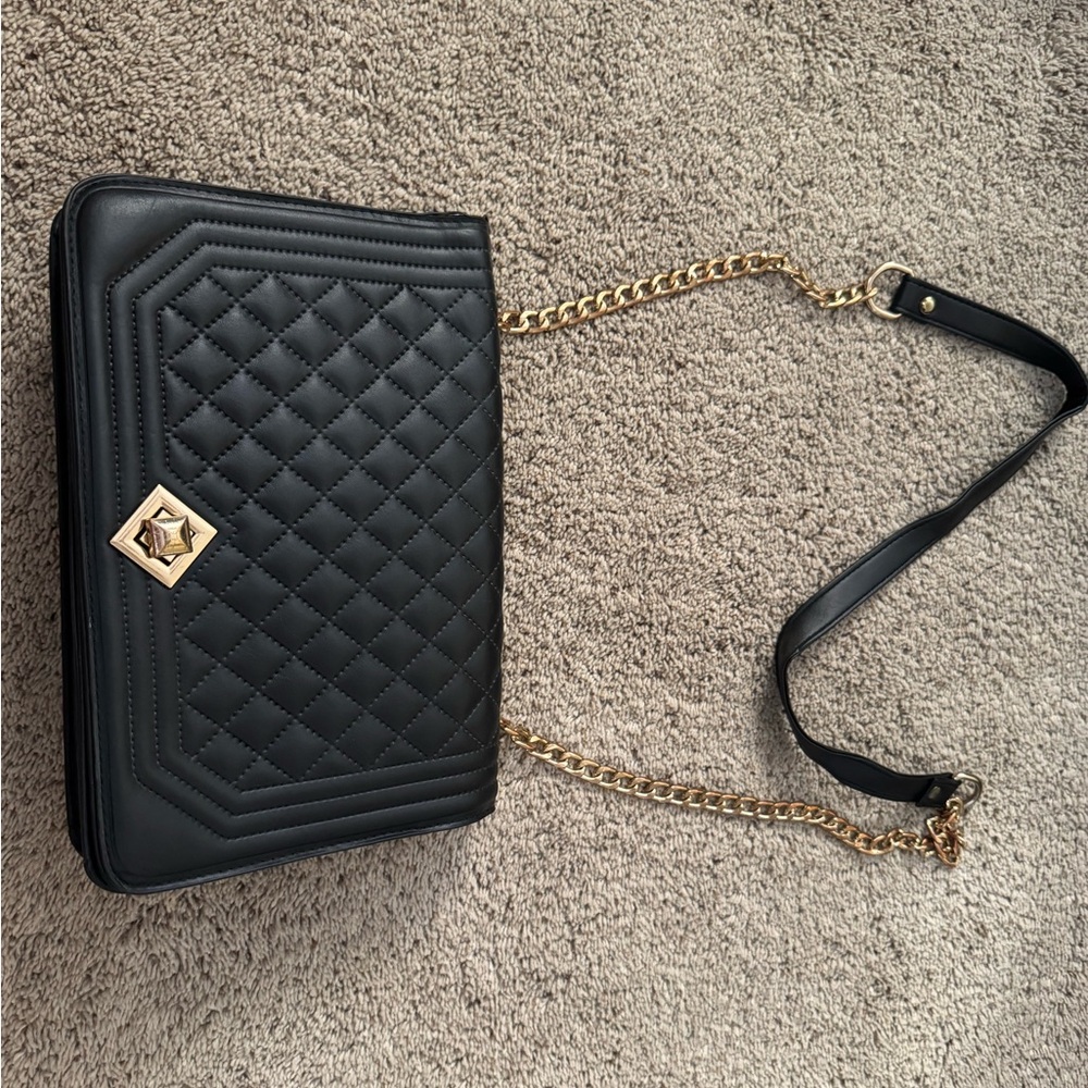 Elegant Black Quilted Chain Shoulder Bag